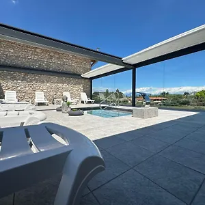 https://villa-agriturismo-gaia-al-mancino.it-lombardy.com